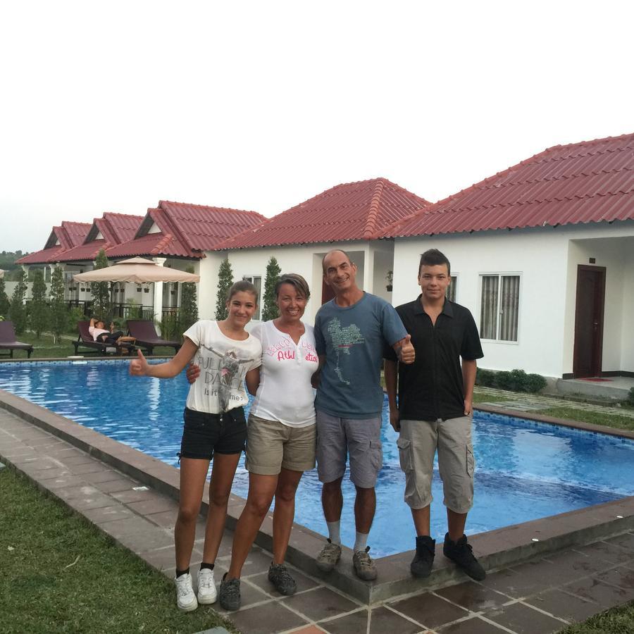 White Boutique Hotel And Residences Preăh Sihanŭk Zewnętrze zdjęcie