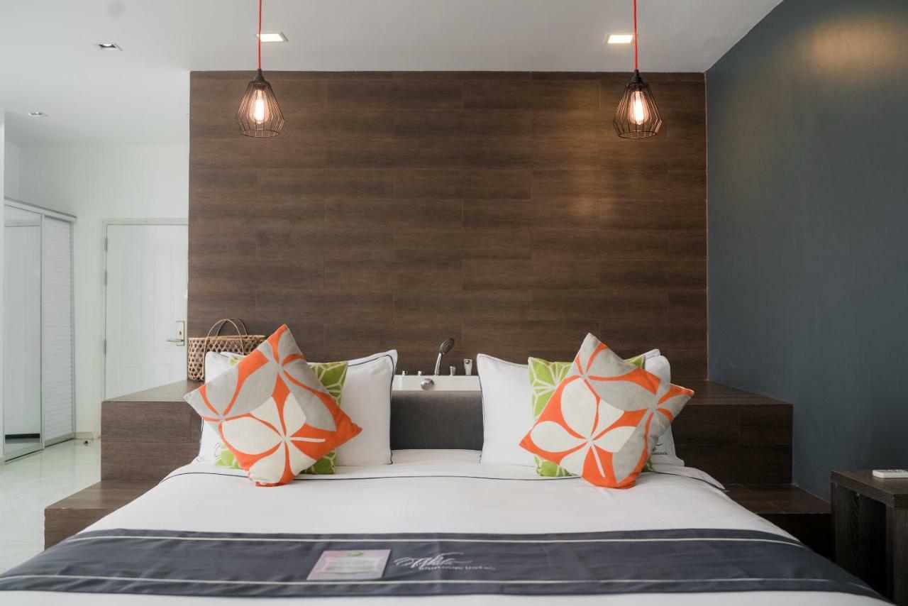 White Boutique Hotel And Residences Preăh Sihanŭk Zewnętrze zdjęcie