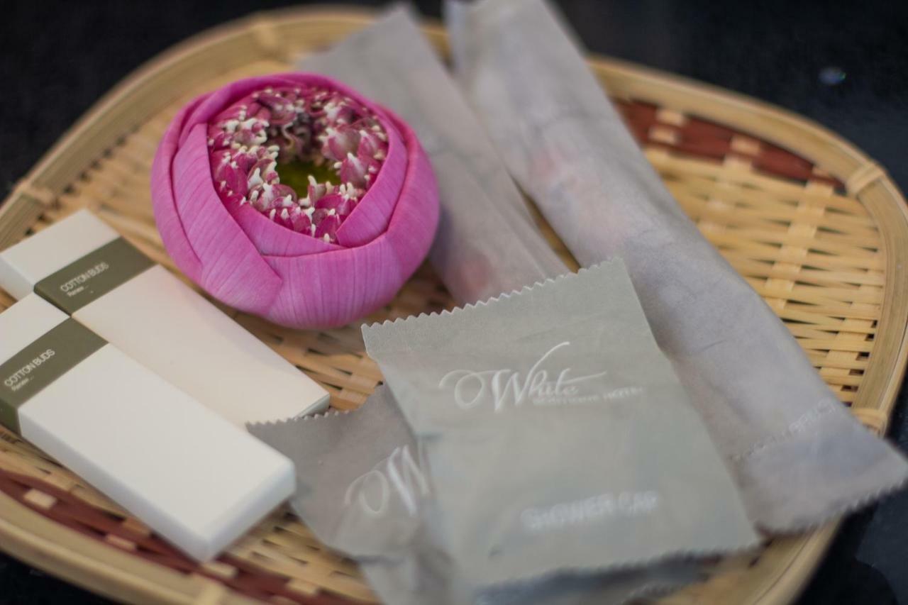 White Boutique Hotel And Residences Preăh Sihanŭk Zewnętrze zdjęcie